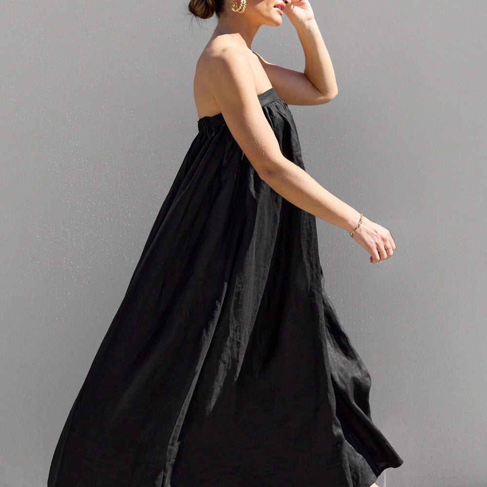 The-Black-Collection Isabella Longginou