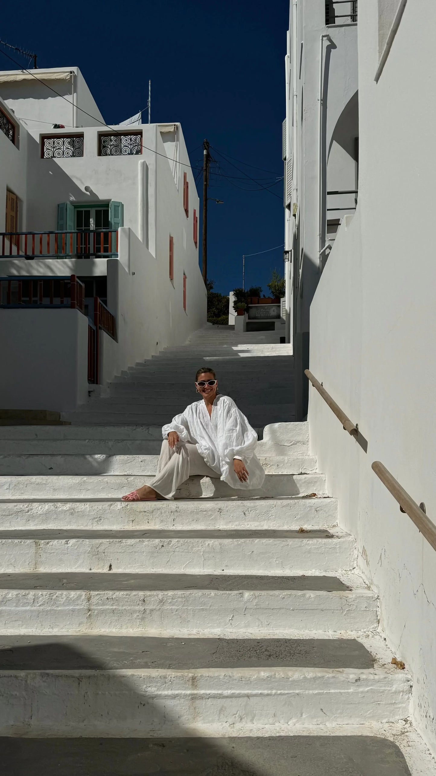 White Puffy Shirt Isabella Longginou