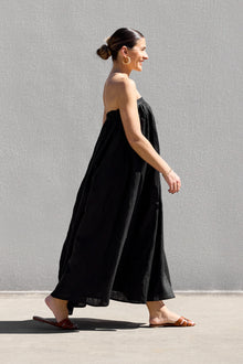  Black Strapless Gathered Dress